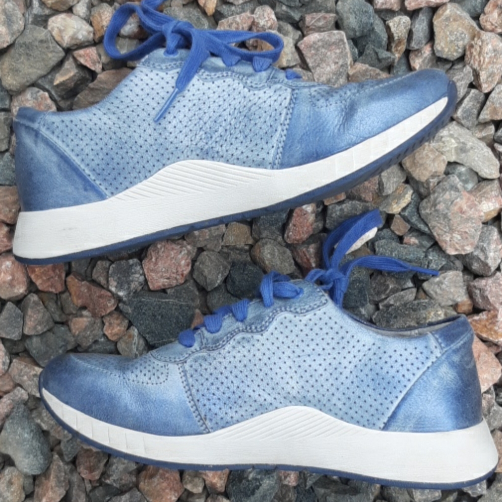 Dansko blue leather casual lace up sneakers - Picture 7 of 8